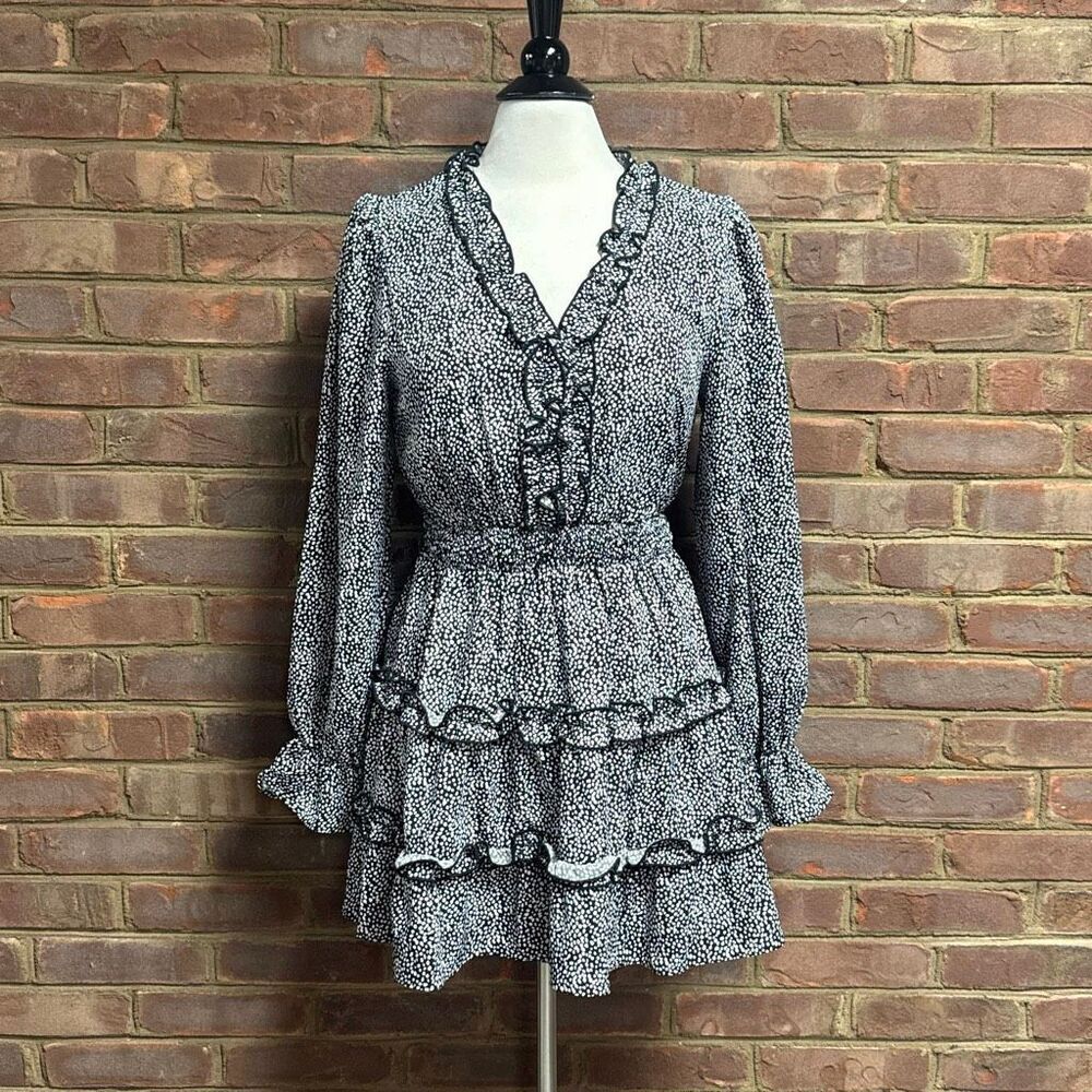New In Women’s Black & White Long Sleeve Ruffle Tiered Dress Sz Small NEW